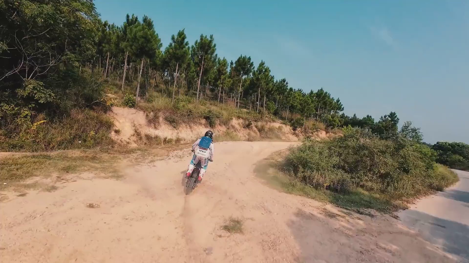 Load video: 